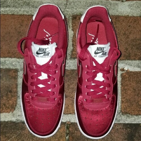 Nike Air Force “Red Velvet” BRAND NEW - Picture 2 of 4